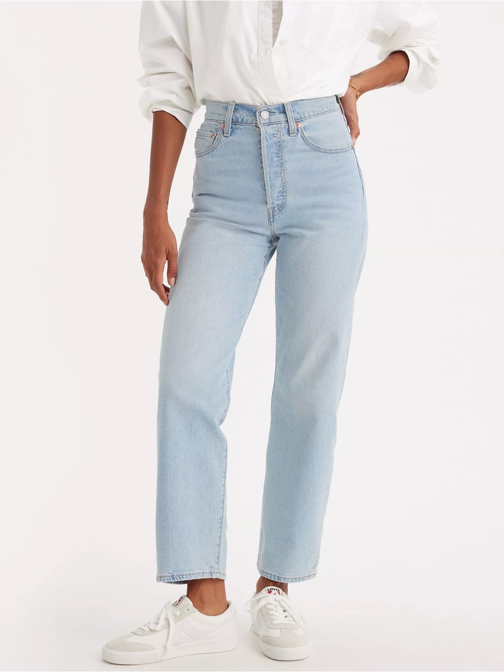 💙 Levi’s Premium Ribcage Straight Jeans 💙